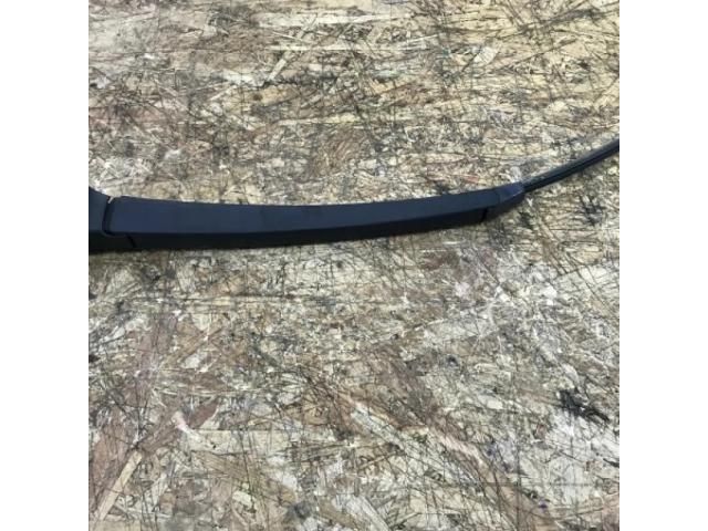 bontott VW TIGUAN Hátsó Ablaktörlő Kar