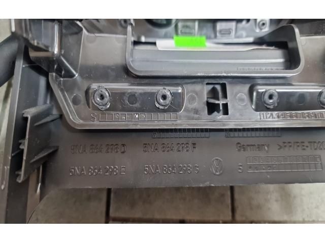 bontott VW TIGUAN Hátsó középső Szellőző