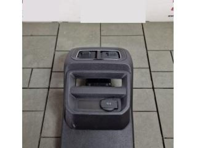 bontott VW TIGUAN Hátsó középső Szellőző