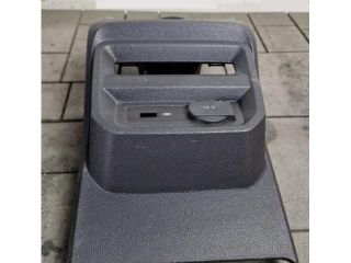 bontott VW TIGUAN Hátsó középső Szellőző