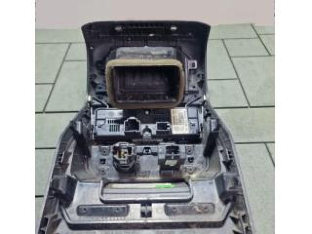 bontott VW TIGUAN Hátsó középső Szellőző