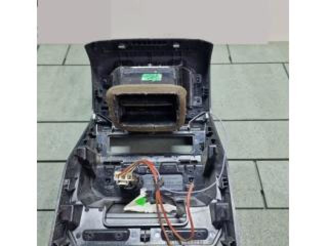 bontott VW TIGUAN Hátsó középső Szellőző