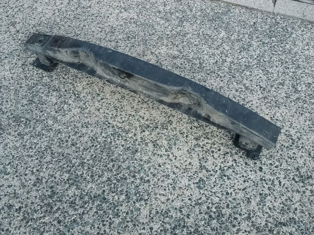 bontott VW TIGUAN Hátsó Lökhárító Merevítő (Fém)