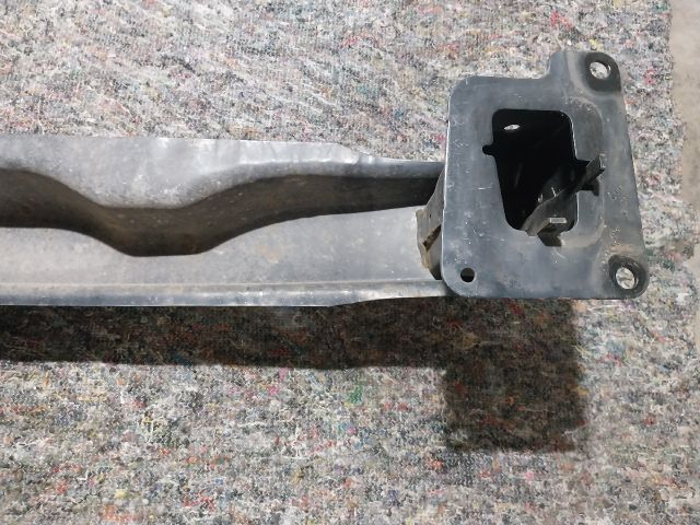 bontott VW TIGUAN Hátsó Lökhárító Merevítő (Fém)