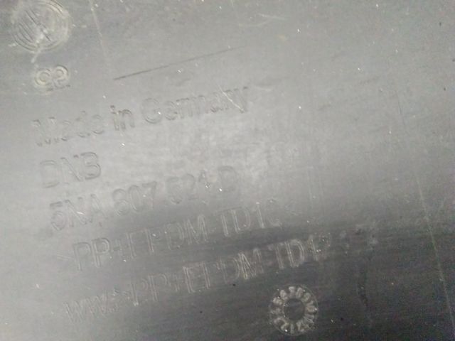 bontott VW TIGUAN Hátsó Lökhárító (Üresen)