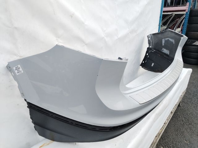 bontott VW TIGUAN Hátsó Lökhárító (Üresen)