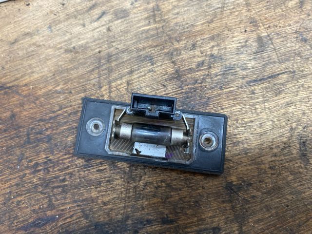 bontott VW TIGUAN Hátsó Rendszámtábla Világítás