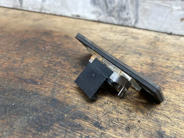 bontott VW TIGUAN Hátsó Rendszámtábla Világítás