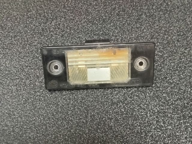 bontott VW TIGUAN Hátsó Rendszámtábla Világítás