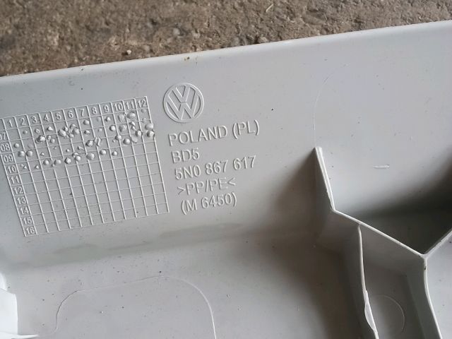 bontott VW TIGUAN Hátsó Tetőkárpit Takarófedél