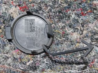 bontott VW TIGUAN Hátsó Vonószem Burkolat