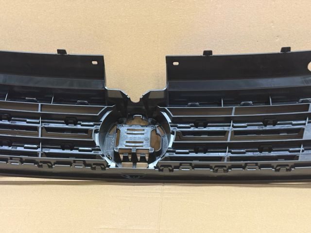 bontott VW TIGUAN Hűtőrács