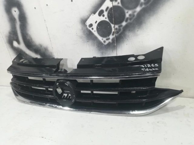 bontott VW TIGUAN Hűtőrács