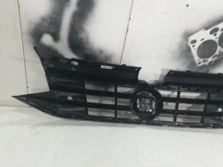 bontott VW TIGUAN Hűtőrács