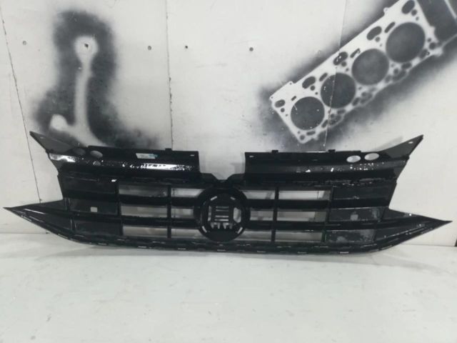 bontott VW TIGUAN Hűtőrács