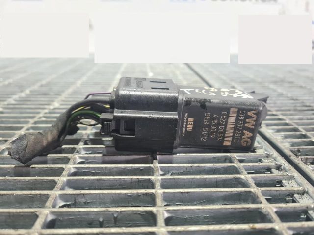 bontott VW TIGUAN Izzító Relé