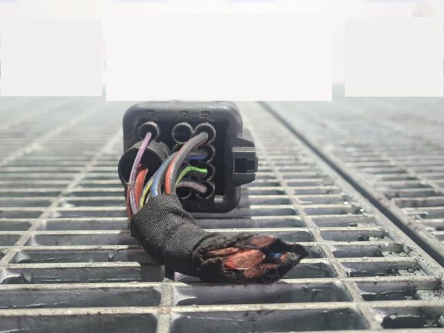 bontott VW TIGUAN Izzító Relé