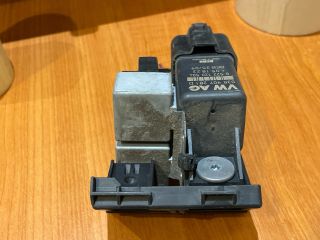 bontott VW TIGUAN Izzító Relé