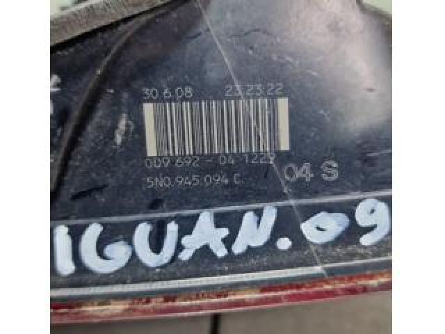 bontott VW TIGUAN Jobb Belső Hátsó Lámpa