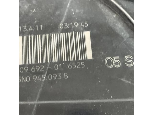 bontott VW TIGUAN Jobb Belső Hátsó Lámpa