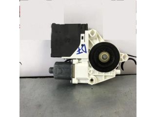 bontott VW TIGUAN Jobb első Ablakemelő Motor