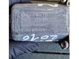 bontott VW TIGUAN Jobb első Ablakemelő Motor