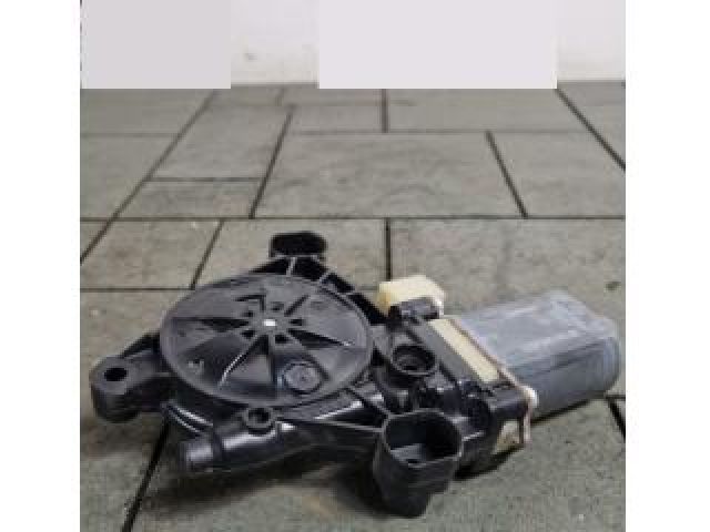 bontott VW TIGUAN Jobb első Ablakemelő Motor