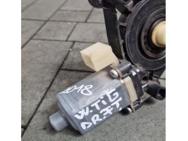bontott VW TIGUAN Jobb első Ablakemelő Motor