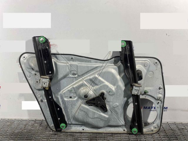 bontott VW TIGUAN Jobb első Ablakemelő Szerkezet (Elektromos)