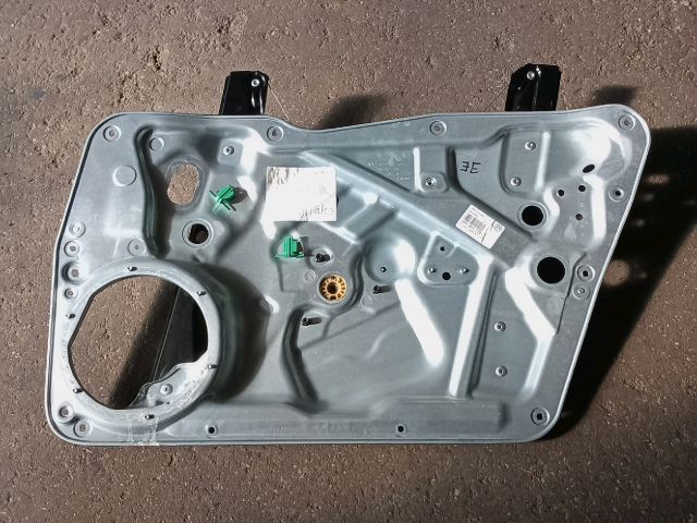 bontott VW TIGUAN Jobb első Ablakemelő Szerkezet (Elektromos)