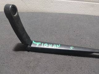 bontott VW TIGUAN Jobb első Ablaktörlő Kar