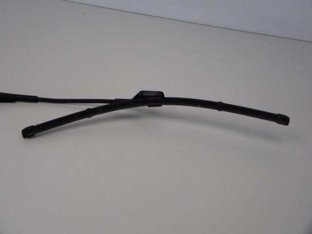 bontott VW TIGUAN Jobb első Ablaktörlő Kar