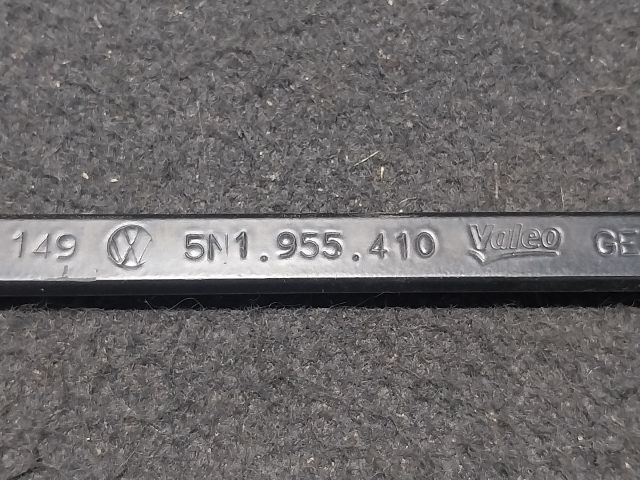 bontott VW TIGUAN Jobb első Ablaktörlő Kar