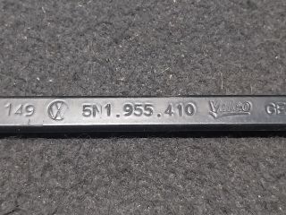 bontott VW TIGUAN Jobb első Ablaktörlő Kar