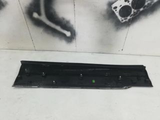 bontott VW TIGUAN Jobb első Ajtó Díszléc