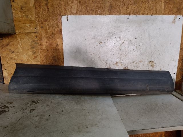 bontott VW TIGUAN Jobb első Ajtó Díszléc