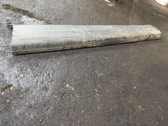 bontott VW TIGUAN Jobb első Ajtó Díszléc