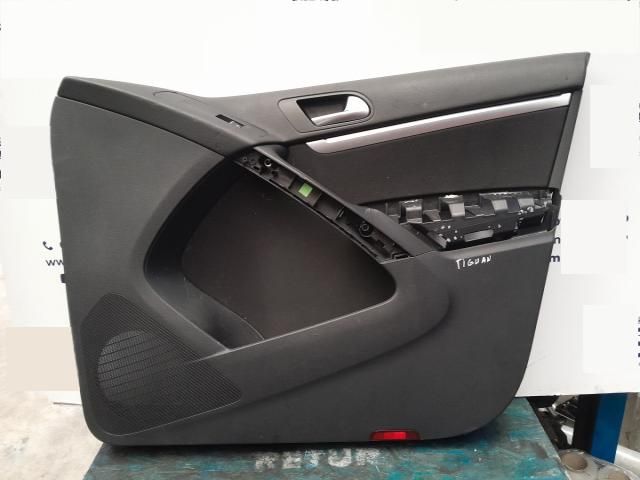 bontott VW TIGUAN Jobb első Ajtó Kárpit
