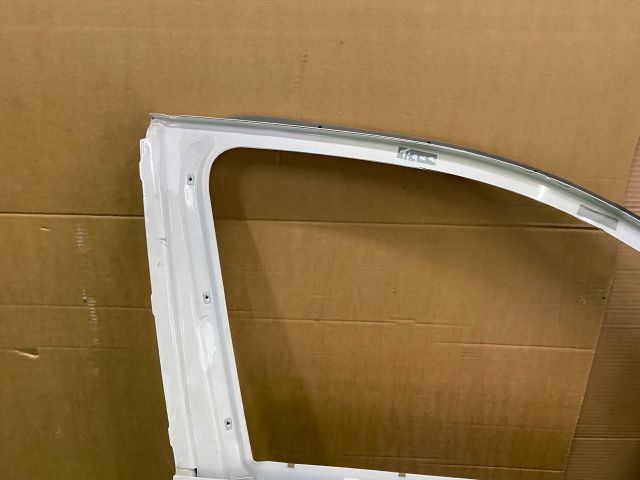 bontott VW TIGUAN Jobb első Ajtó (Üres lemez)