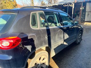 bontott VW TIGUAN Jobb első Ajtó (Üres lemez)