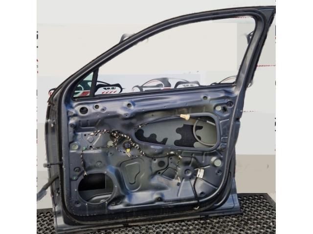 bontott VW TIGUAN Jobb első Ajtó (Üres lemez)