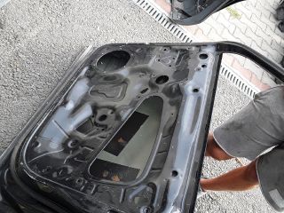 bontott VW TIGUAN Jobb első Ajtó (Üres lemez)