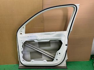 bontott VW TIGUAN Jobb első Ajtó (Üres lemez)