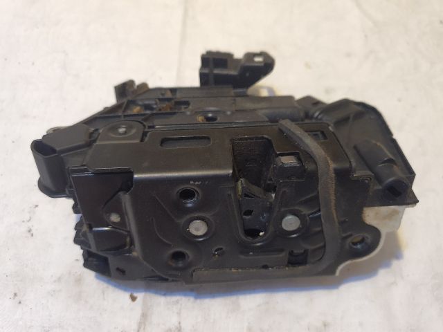 bontott VW TIGUAN Jobb első Ajtózár