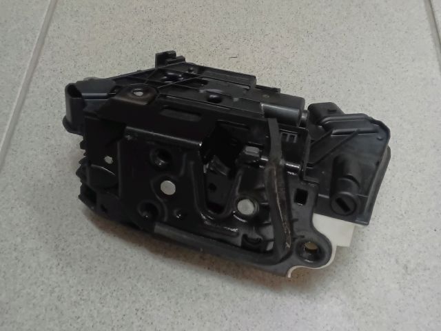 bontott VW TIGUAN Jobb első Ajtózár