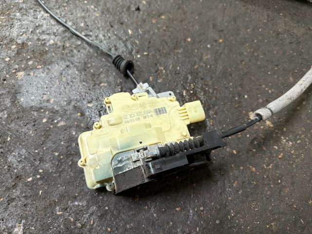 bontott VW TIGUAN Jobb első Ajtózár