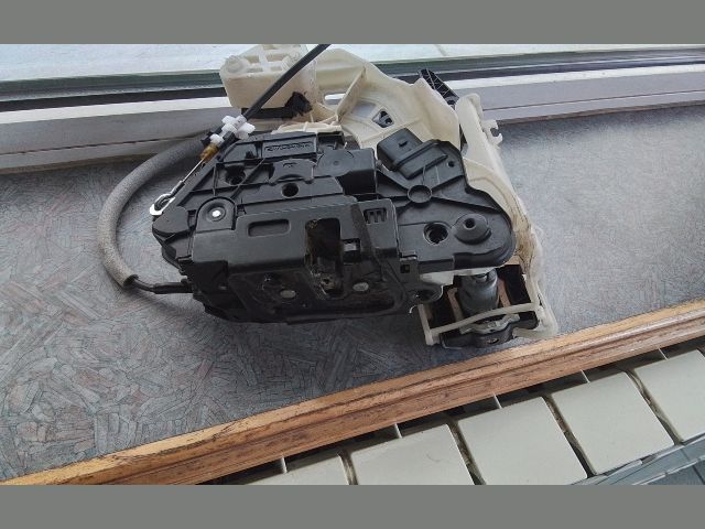 bontott VW TIGUAN Jobb első Ajtózár