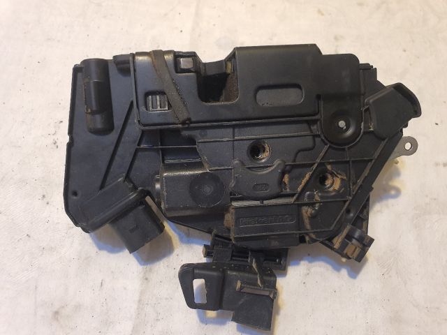 bontott VW TIGUAN Jobb első Ajtózár