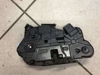 bontott VW TIGUAN Jobb első Ajtózár