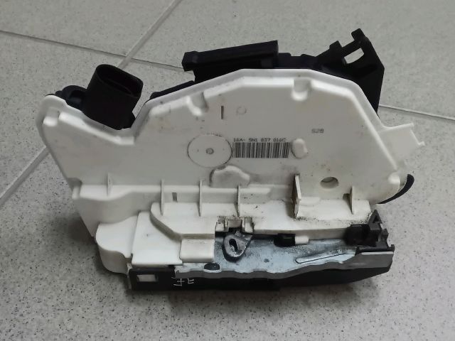 bontott VW TIGUAN Jobb első Ajtózár